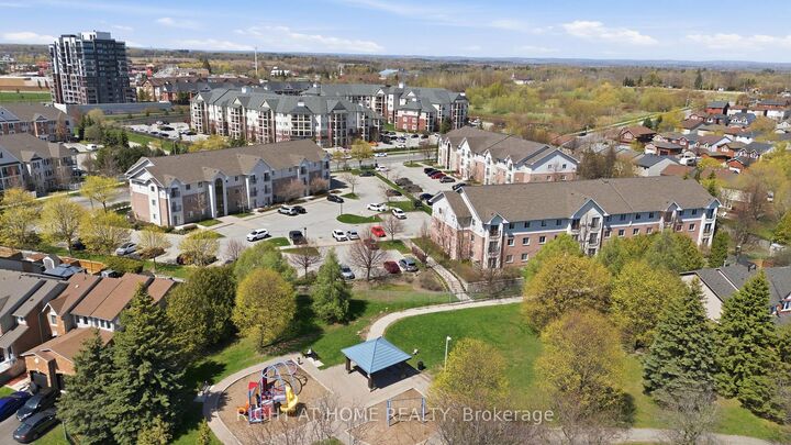 Property Photo: 91 Aspen Springs Drive 102 ON L1C 5J9