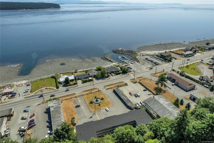 Property Photo:  940 Island Hwy S 31  BC V9W 1B1 