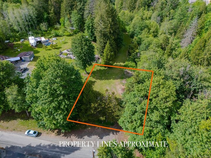 Property Photo:  5801 Compton Rd  BC V0Y 7B7 