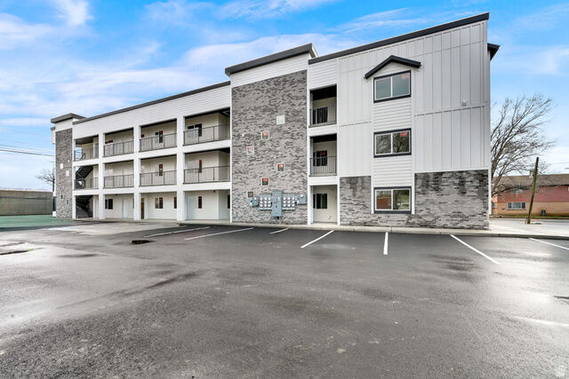 Property Photo:  36 W 1600 N  UT 84015 