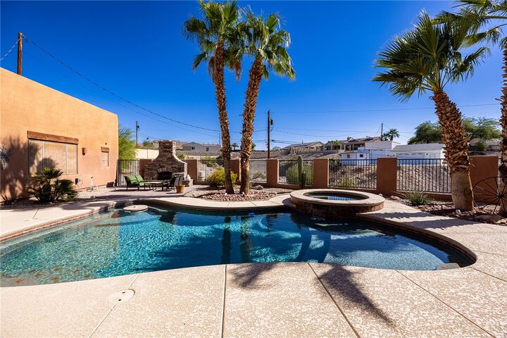 Property Photo: 1936 Martinique Drive AZ 86406