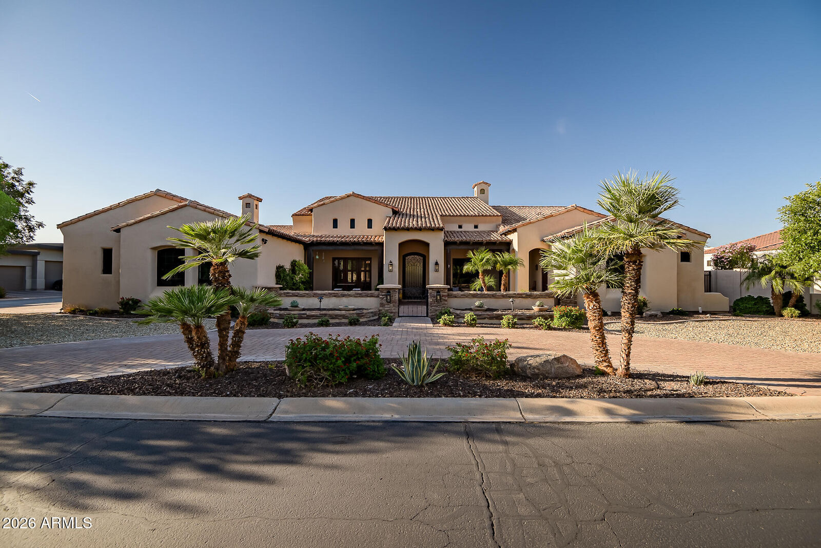 Property Photo:  2914 E Portola Valley Drive  AZ 85297 