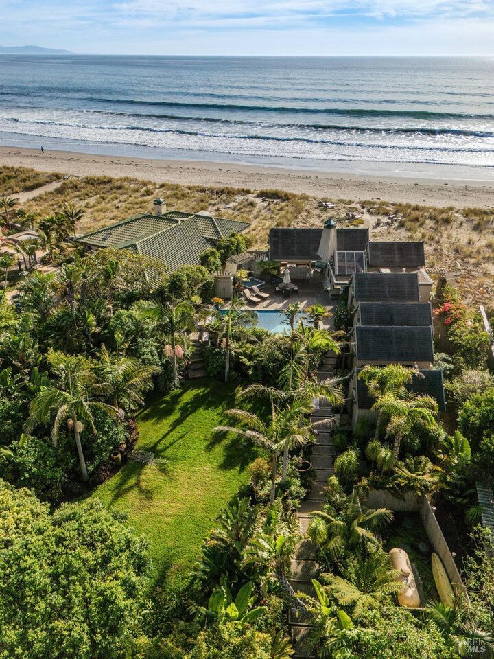 Property Photo:  172 Seadrift Road  CA 94970 