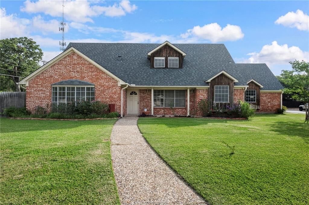 Property Photo:  3705 Carter Creek Parkway  TX 77802 