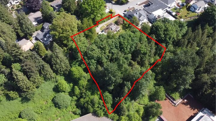 Property Photo:  34150 Glenwill Street  BC V2S 1X6 