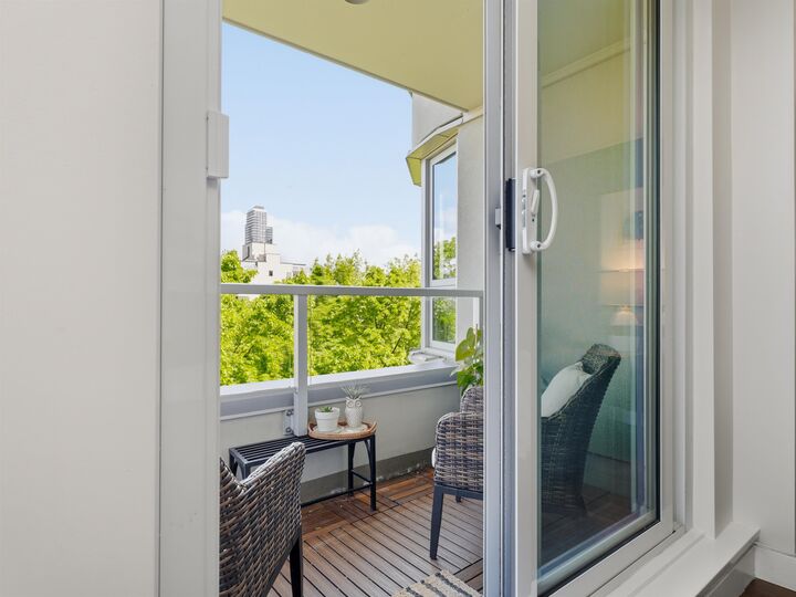 Property Photo:  1566 W 13th Avenue 901  BC V6J 2G4 