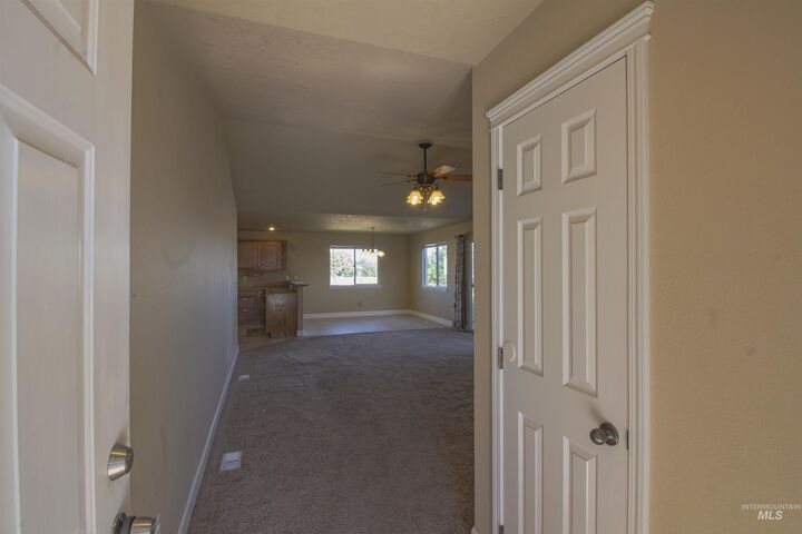 Property Photo:  655 N 18th Street  ID 83661 