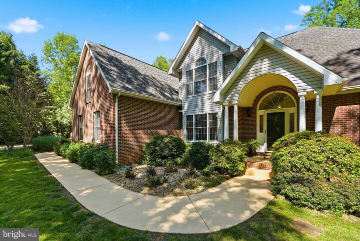 Property Photo: 4145 Running Quail Trail VA 20106