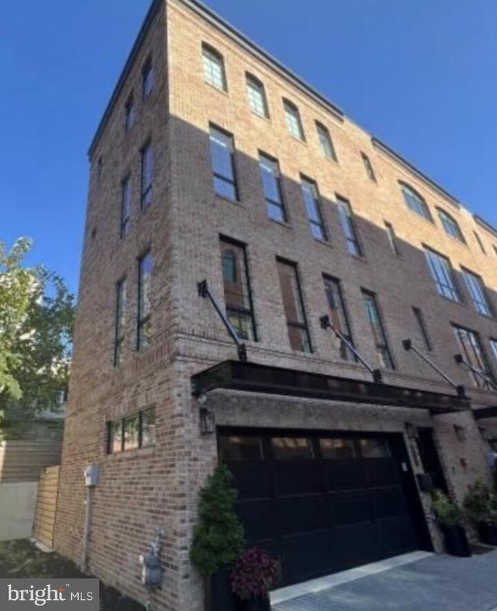 Property Photo:  2431 Innovator Way B8  PA 19146 