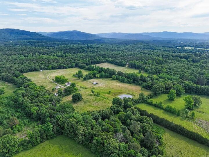 Property Photo: 432 County Road 3355 AR 72830