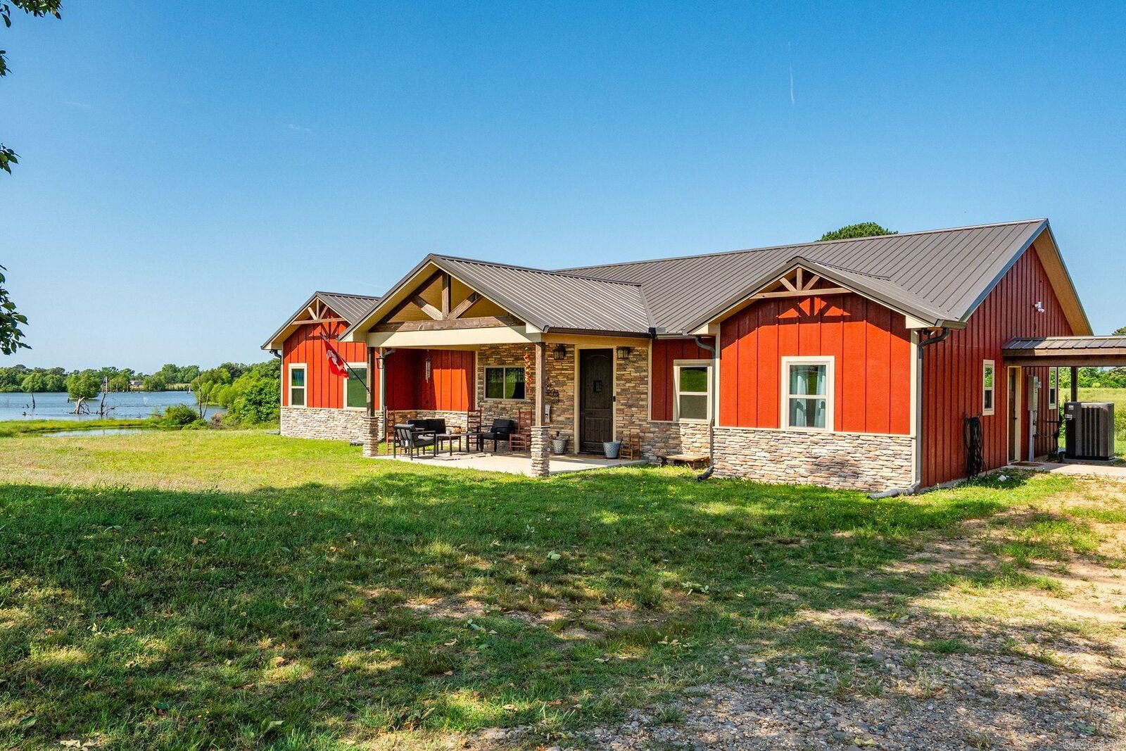 Property Photo: 233 Cornbridge Lake Road AR 71852