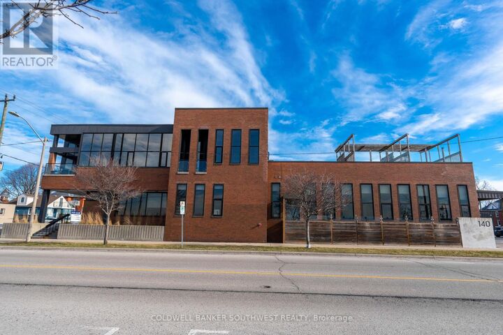 Property Photo:  140 Front St. South Street  ON N7T 7H8 