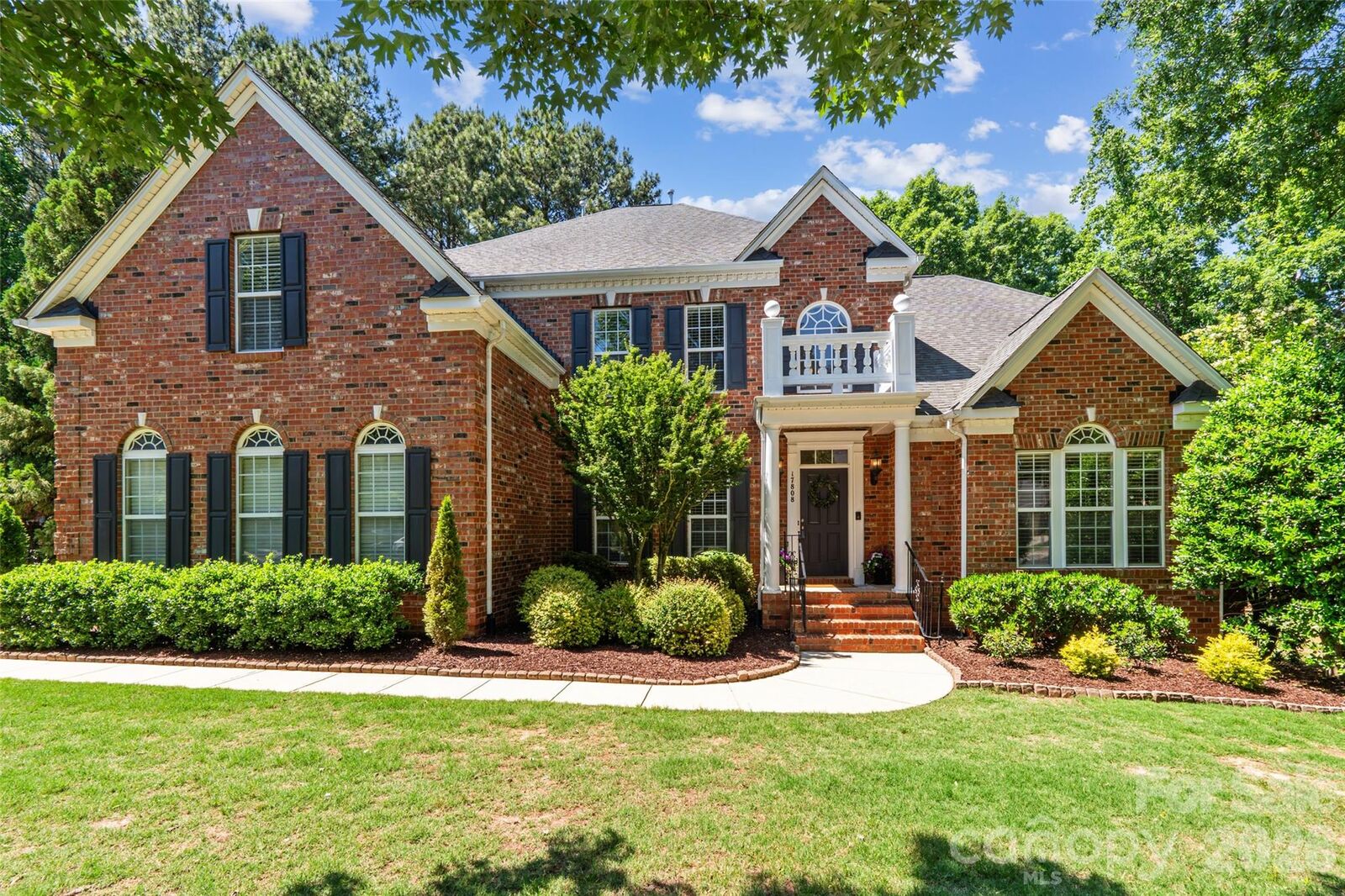 Property Photo:  17808 Durrango Court  NC 28278 
