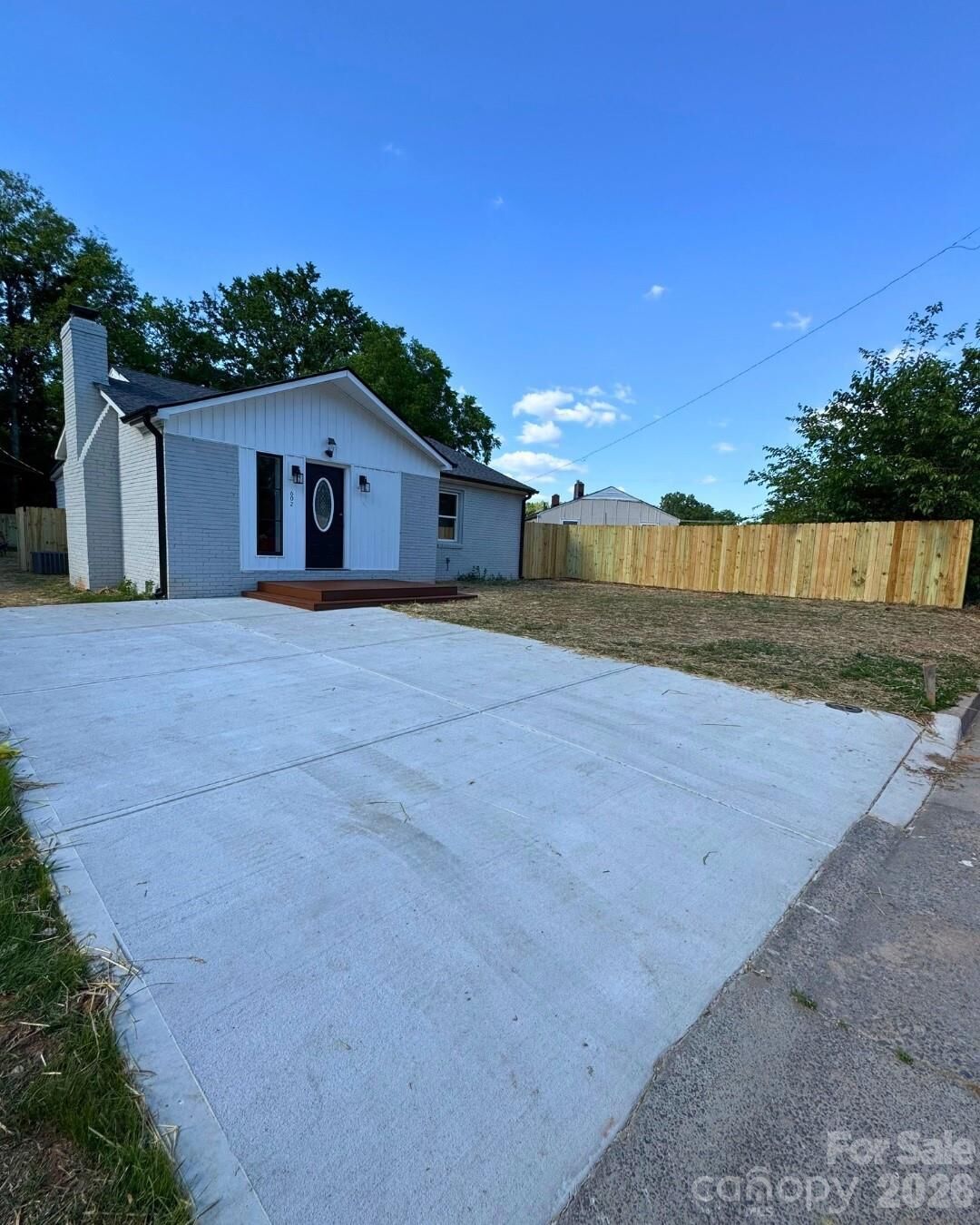 Property Photo: 602 Clarinda Street SC 29730