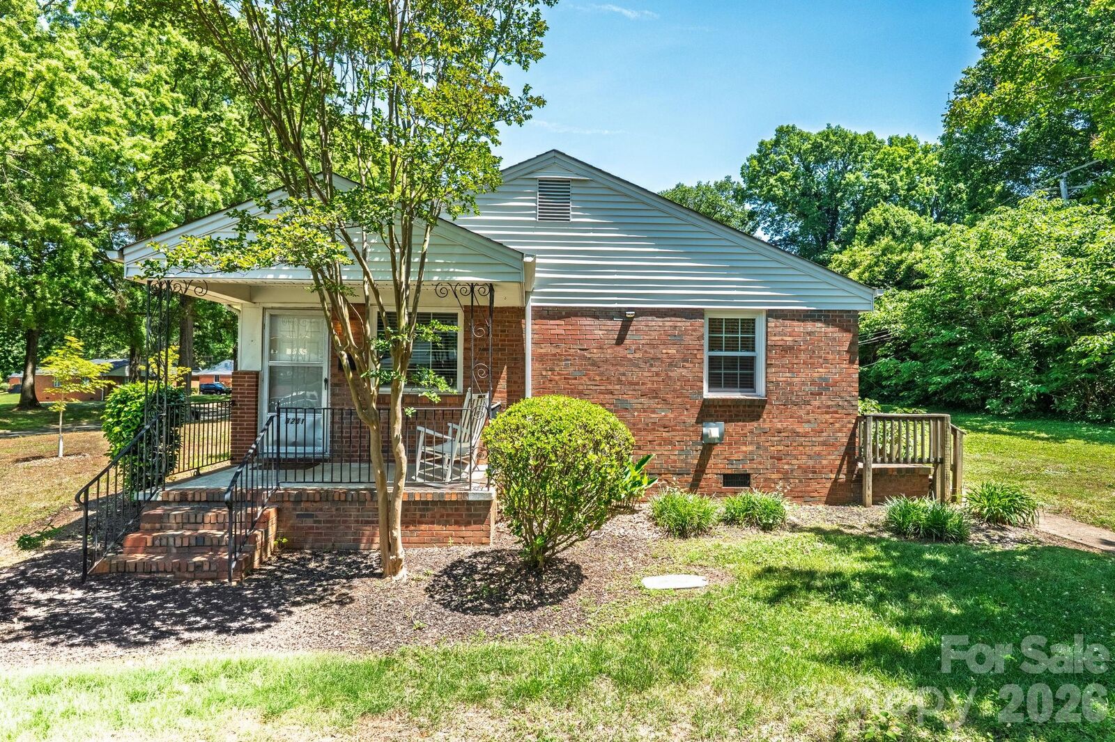 Property Photo: 3241 Minnesota Road NC 28208