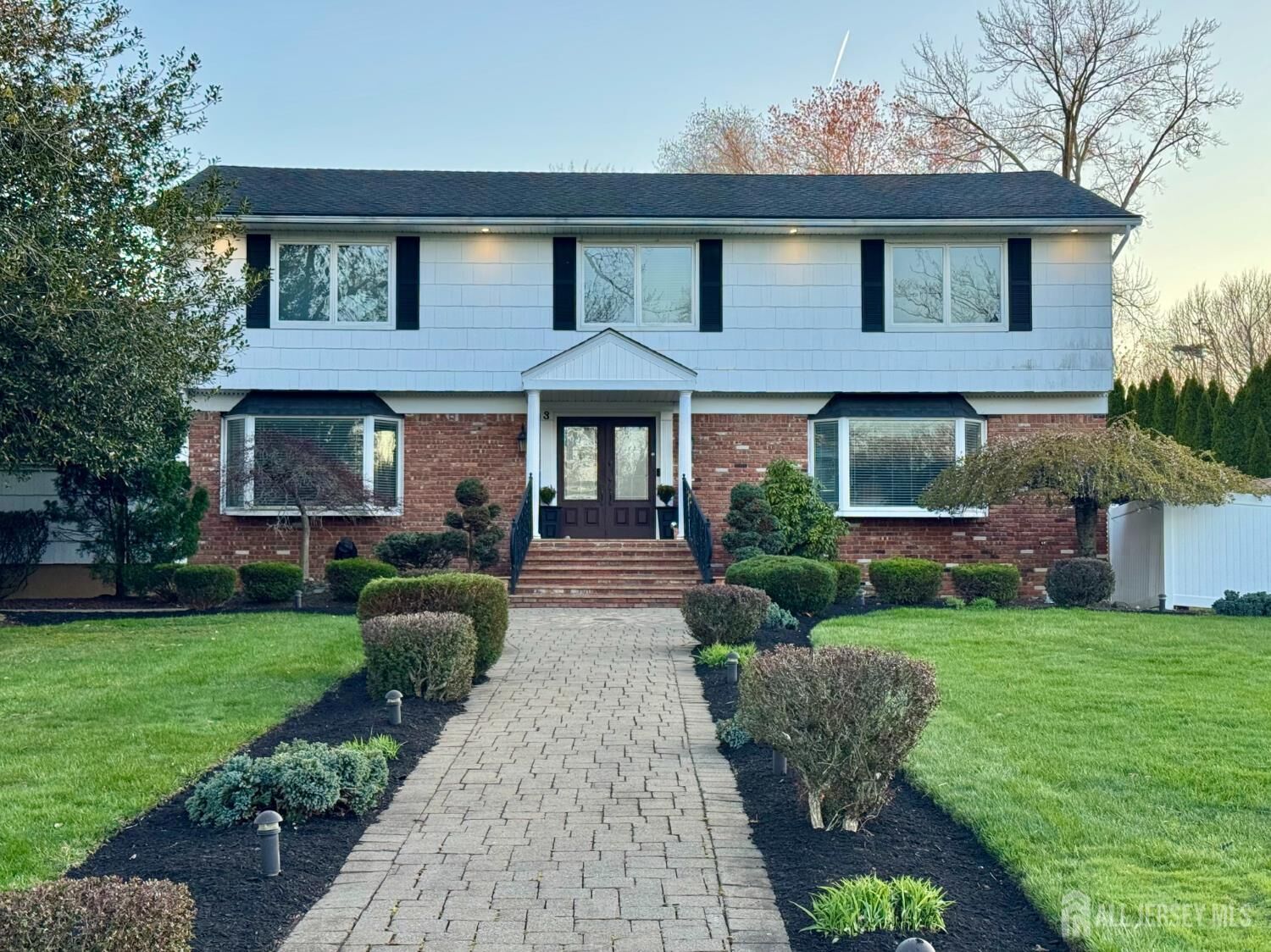 Property Photo:  3 Kelton Place  NJ 07726 