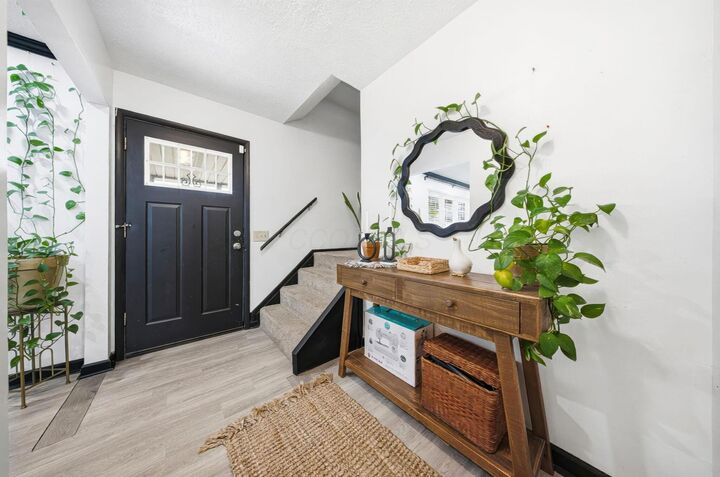 Property Photo: 5560 Fescue Drive OH 43026