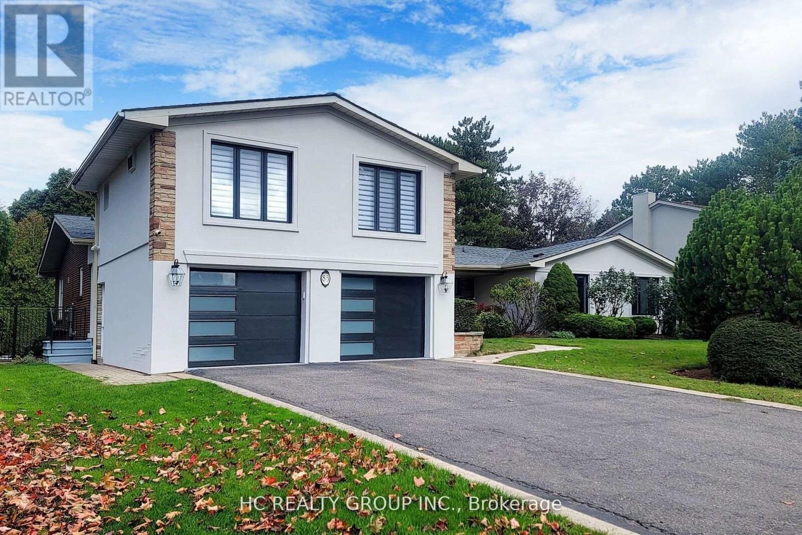 Property Photo:  83 Fairway Heights Drive  ON L3T 3A7 