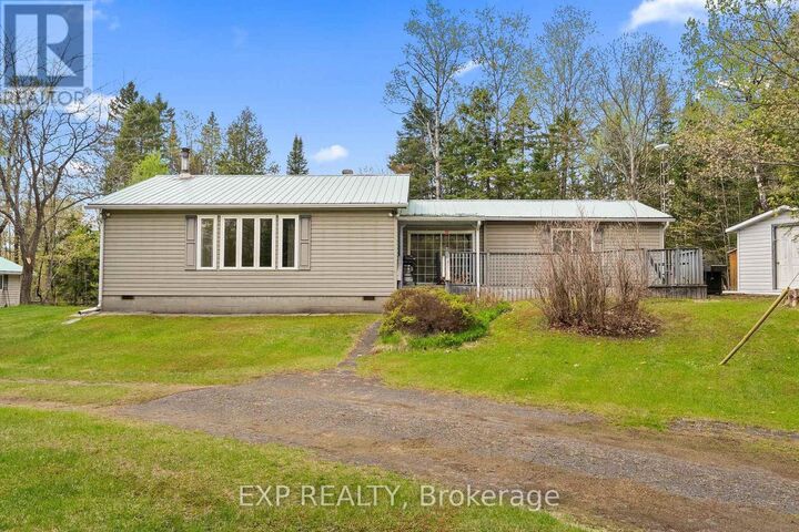 Property Photo:  6015 Centennial Drive  ON K0J 2R0 