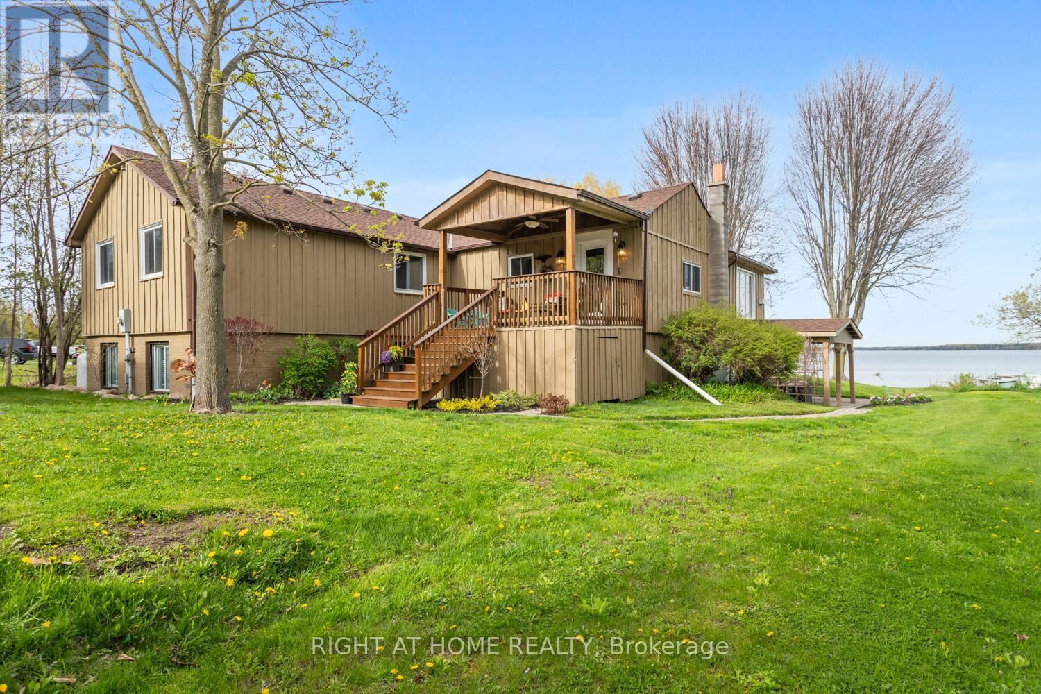 Property Photo: 239 Aldred Drive ON L9L 1B6