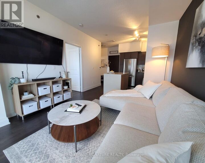 Property Photo:  55 Speers Road Lph10  ON L6K 0H9 