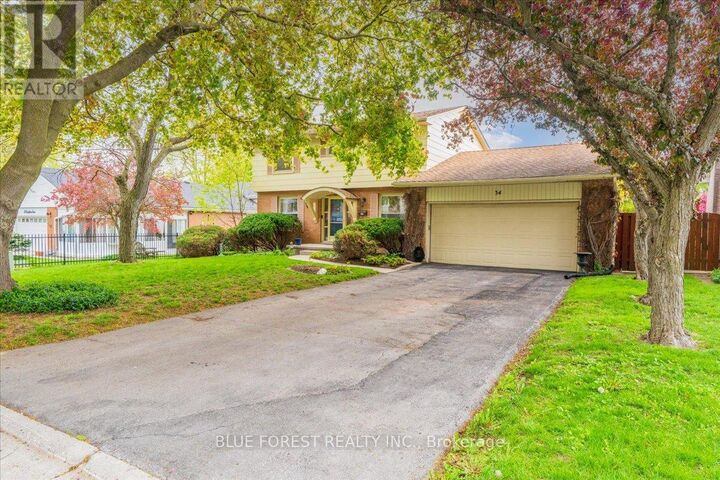Property Photo: 34 Compton Crescent ON N6C 4G1