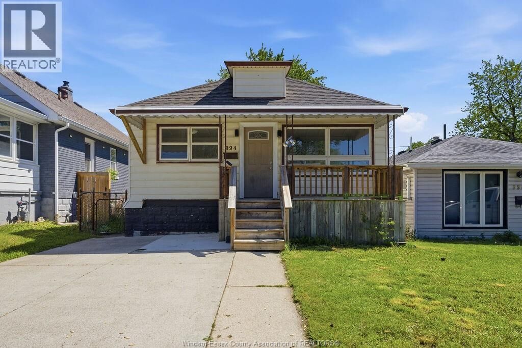 Property Photo:  994 Josephine  ON N9B 2L5 