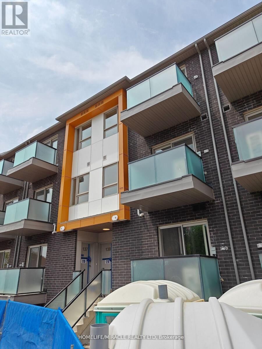 Property Photo:  1081 Danforth Road 138  ON M1J 0B2 