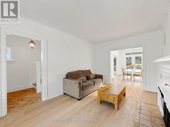 Property Photo:  277 Snowdon Avenue  ON M4N 2B4 