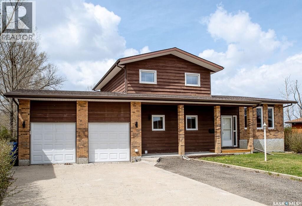 Property Photo:  1 Hoidale Avenue  SK S0G 2T0 