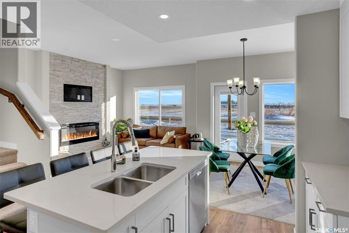Property Photo:  786 Nazarali Union  SK S7V 1X4 
