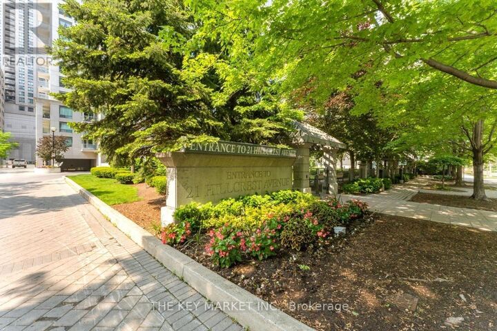Property Photo:  21 Hillcrest Avenue 2007  ON M2N 7K2 
