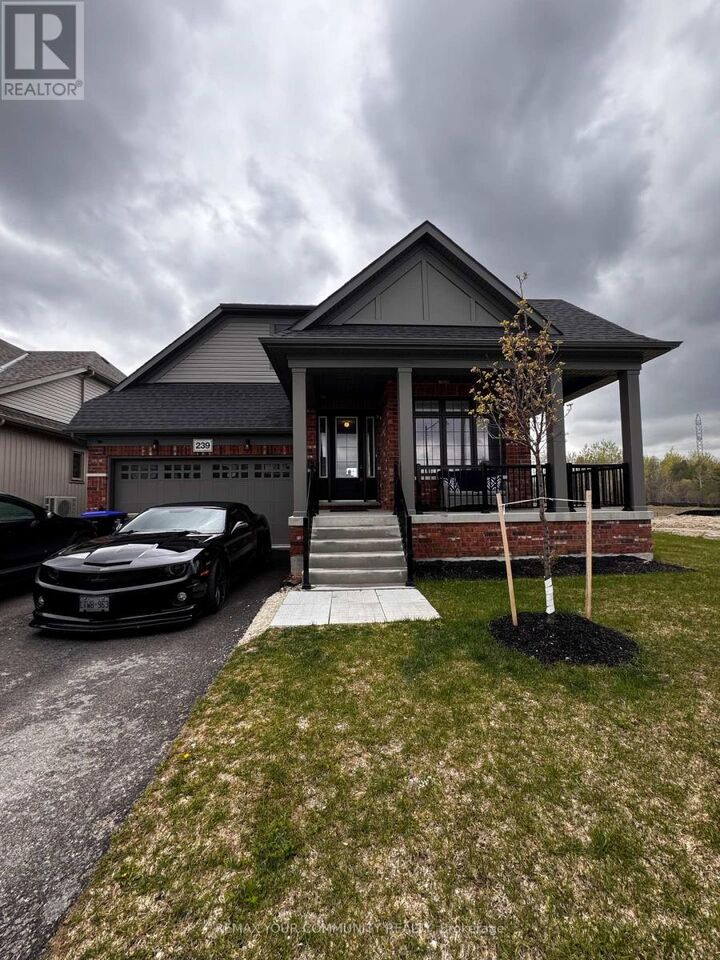 Property Photo:  239 Duncan Street Main  ON L0M 1S0 