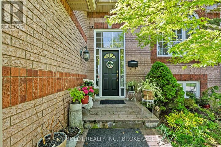 Property Photo:  4333 Southerland Court  ON L2G 7W4 