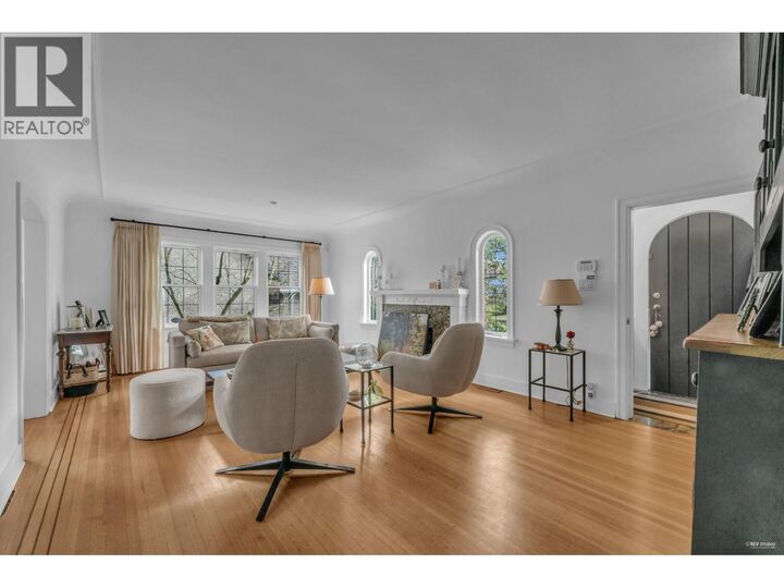 Property Photo: 295 West 23rd Avenue BC V5Y 2H2
