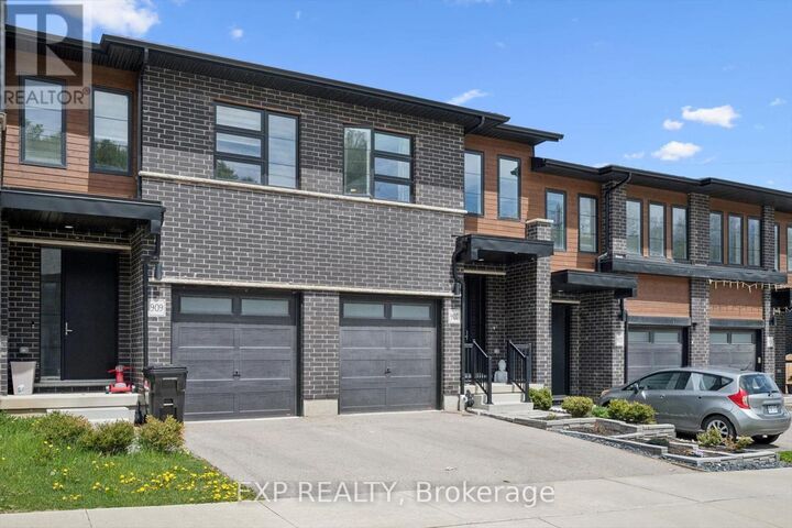 Property Photo:  907 Robert Ferrie Drive  ON N2R 0P2 