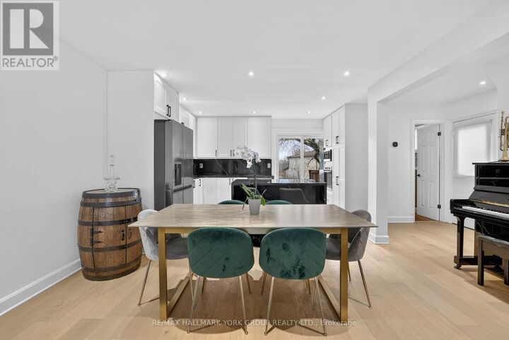 Property Photo: 459 Sandford Street ON L3Y 4S8