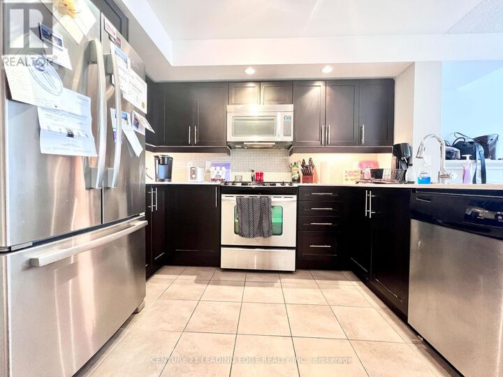 Property Photo:  75 East Liberty Street 1002  ON M6K 3R3 