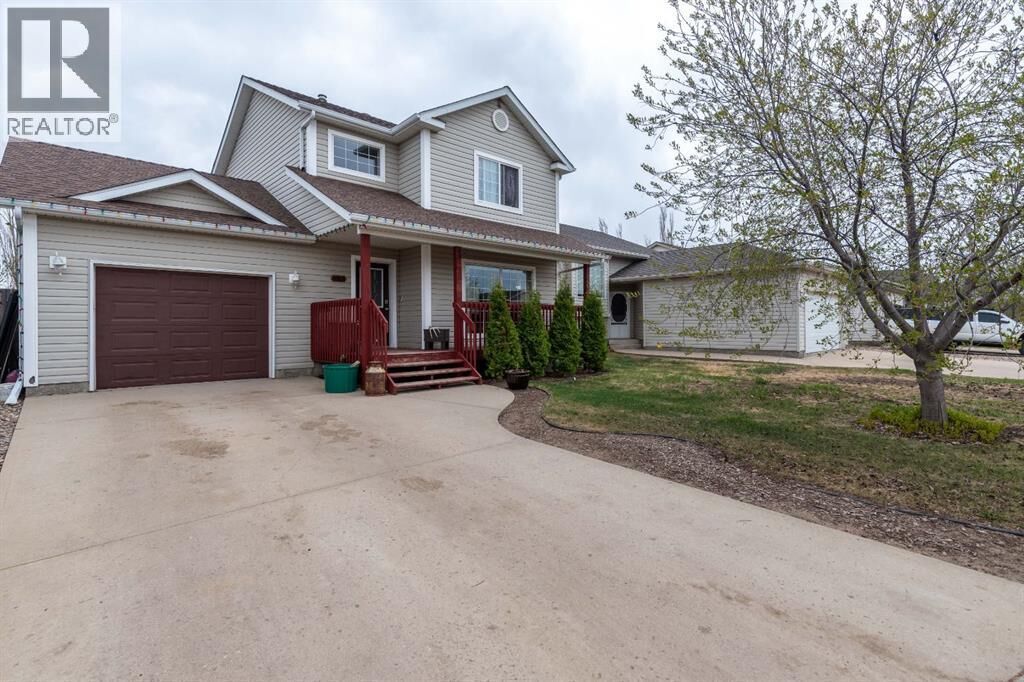 Property Photo:  2305 51 Avenue  AB T9V 3H3 