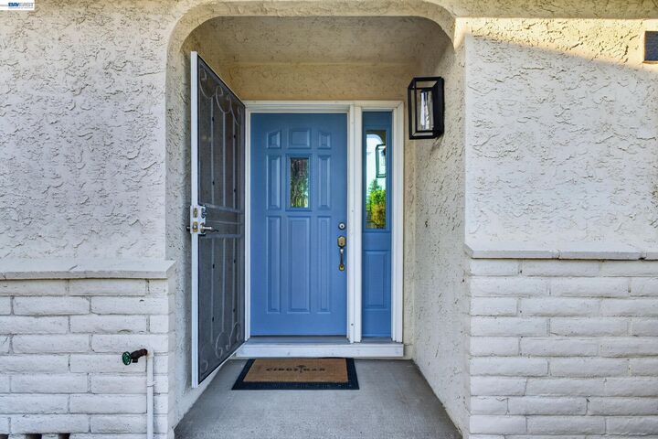 Property Photo: 9792 Broadmoor Dr CA 94583