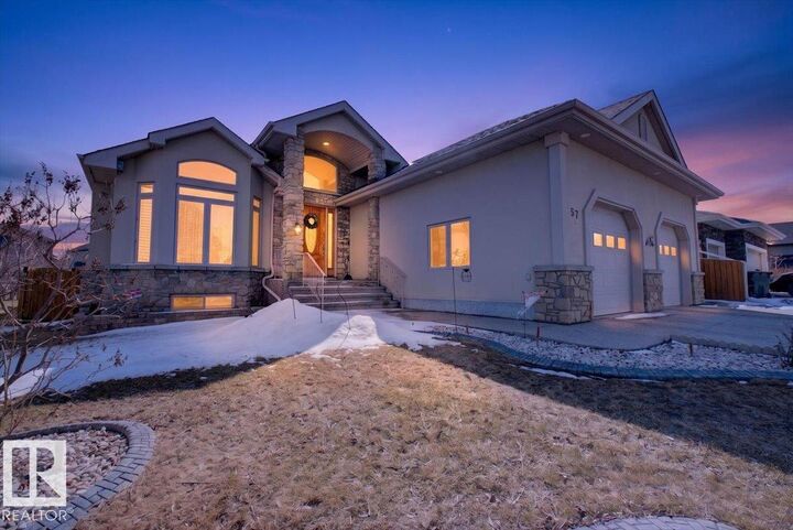 Property Photo: 57 Longview Drive AB T7X 4R7