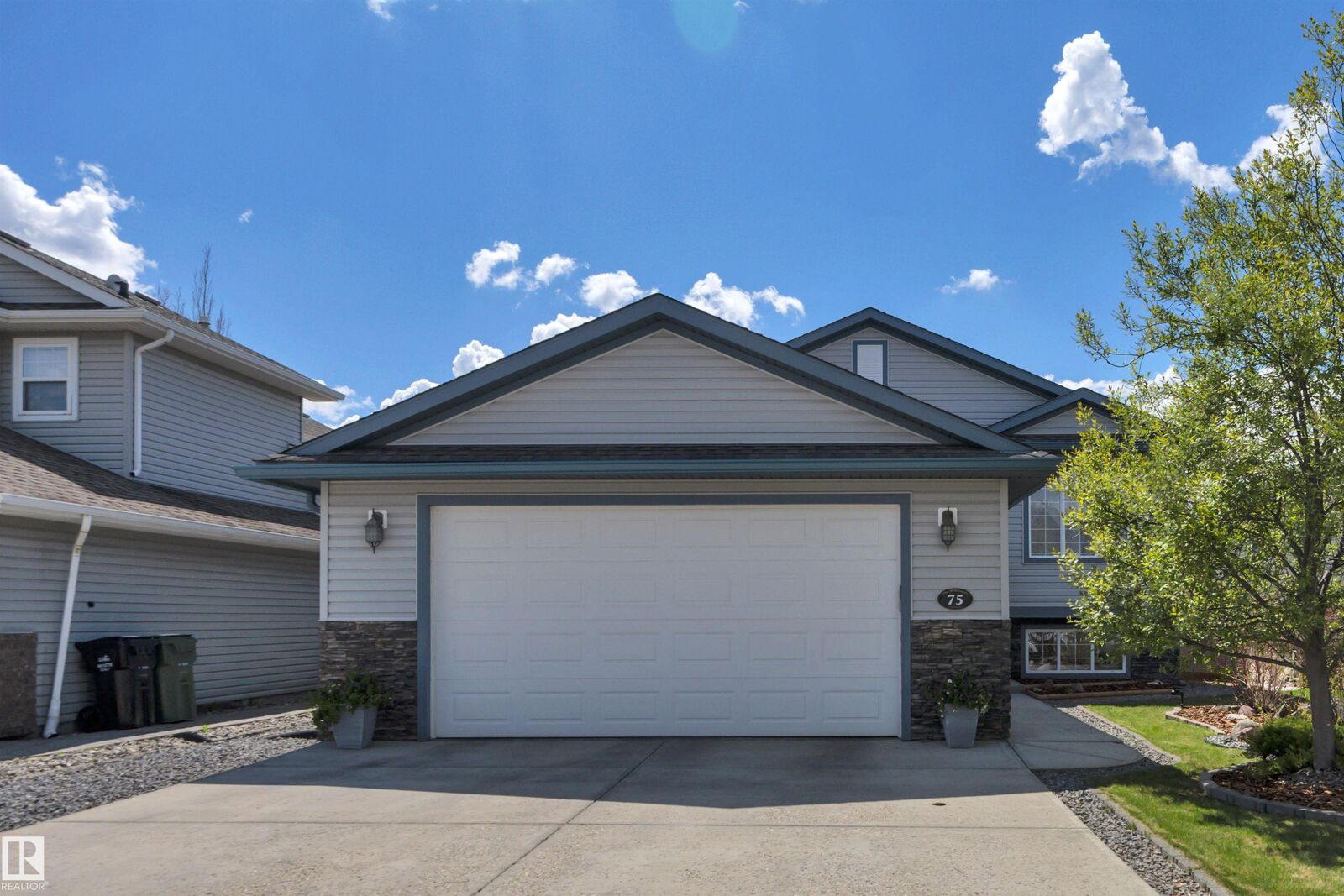 Property Photo:  75 Walters Place  AB T9E 0G3 
