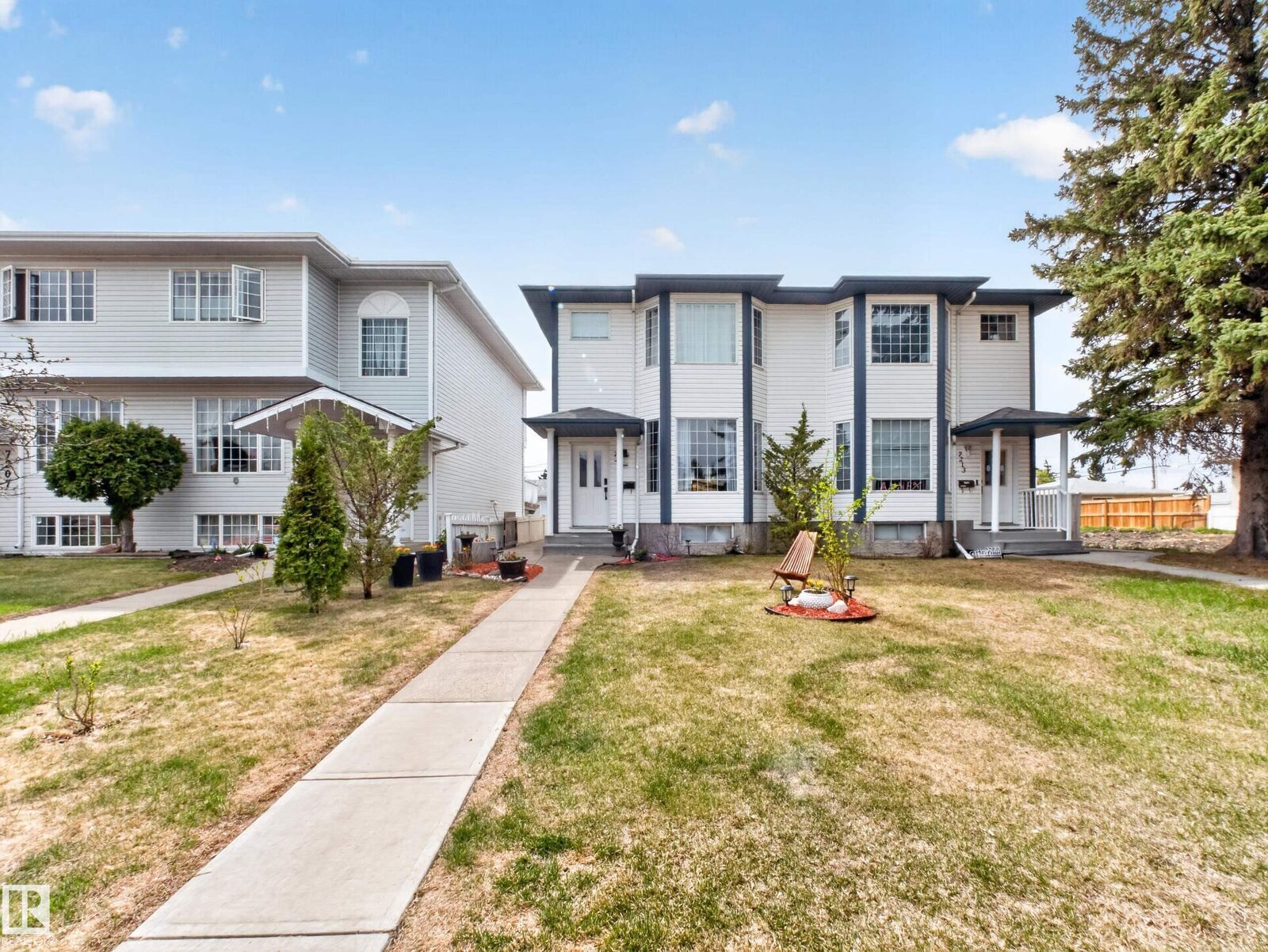 Property Photo:  7211 78 Ave NW  AB T6B 0B8 