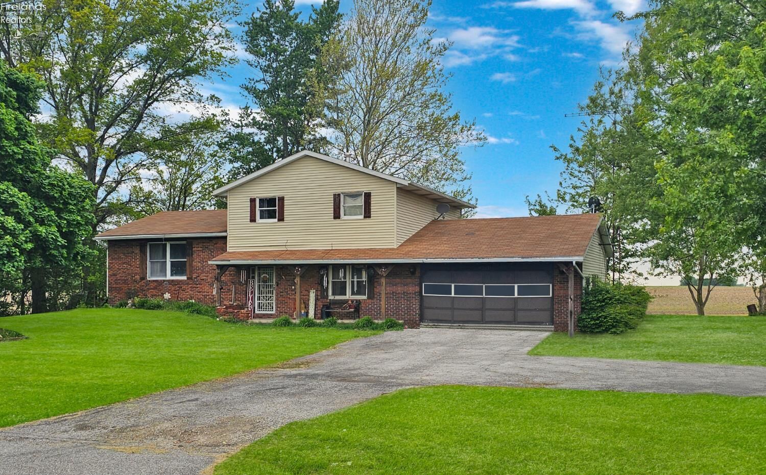 Property Photo:  8500 N Cr 21  OH 43410 