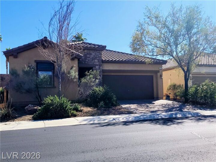 Property Photo: 625 Viale Machiavelli Lane NV 89011
