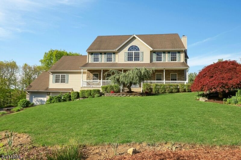 Property Photo:  8 Buena Vista Dr  NJ 07456 