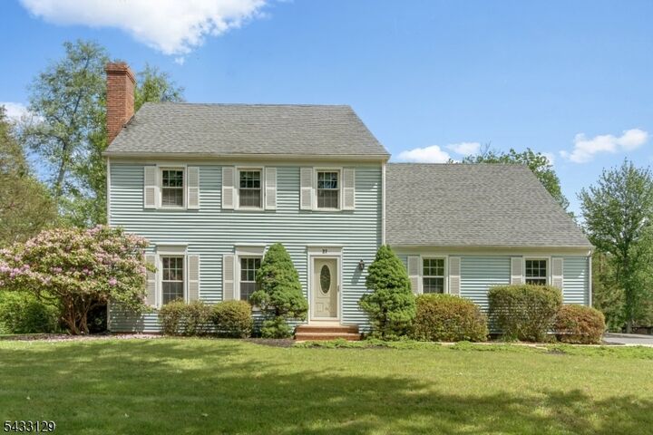Property Photo: 27 Tall Cedar Ct NJ 08502