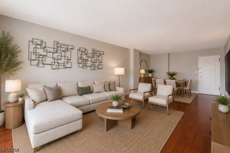Property Photo:  5 Roosevelt Place - 6M  NJ 07042 