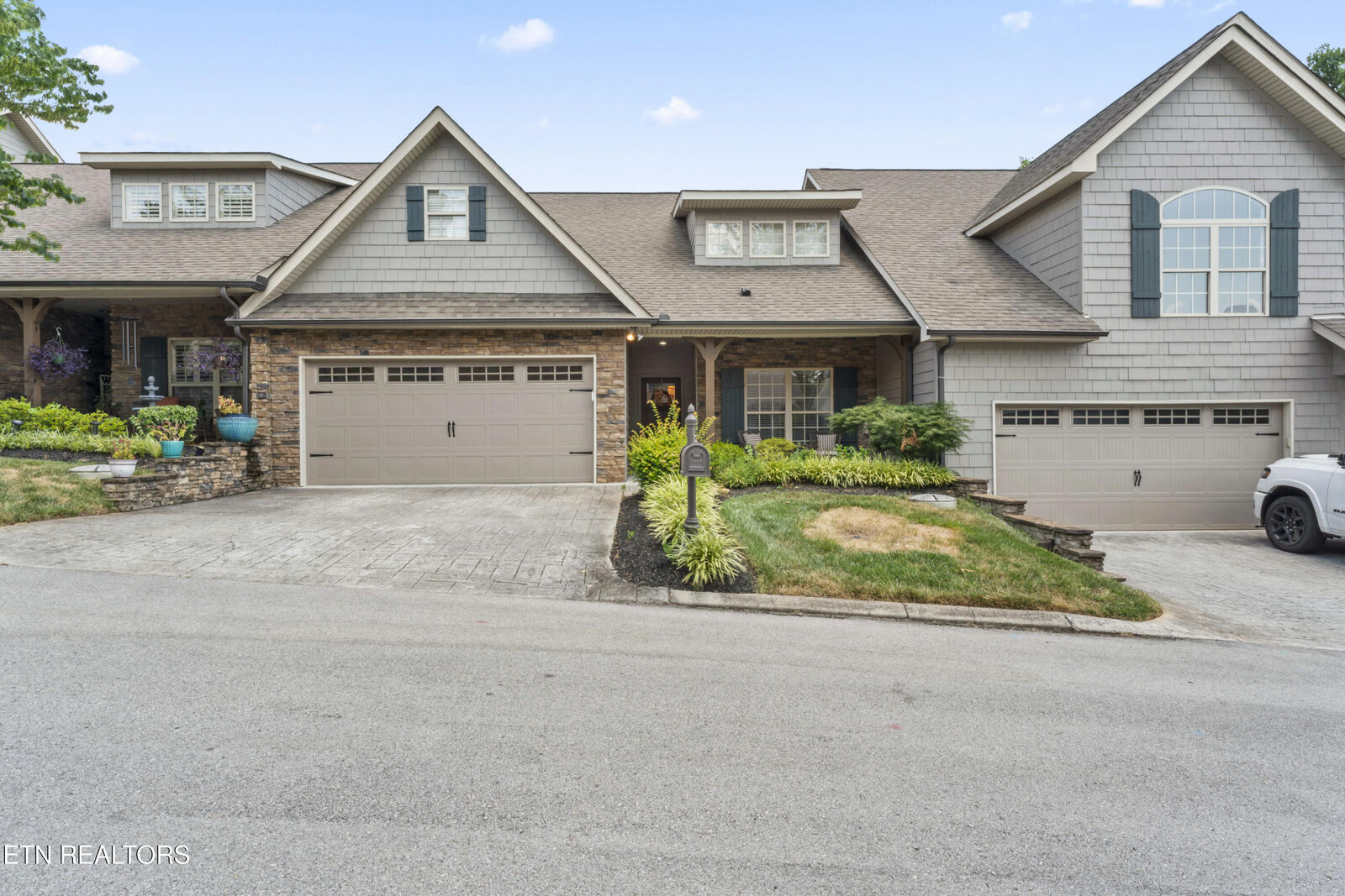 Property Photo:  1710 Cottage Wood Way  TN 37919 