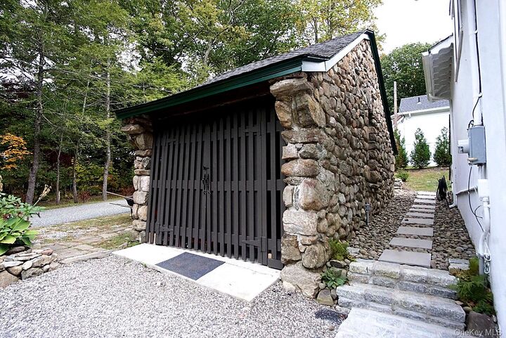Property Photo:  20 Ridge Road  NY 10987 